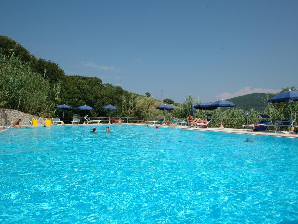 Aparthotel Rio D'Elba à Rio dellʼElba Extérieur photo